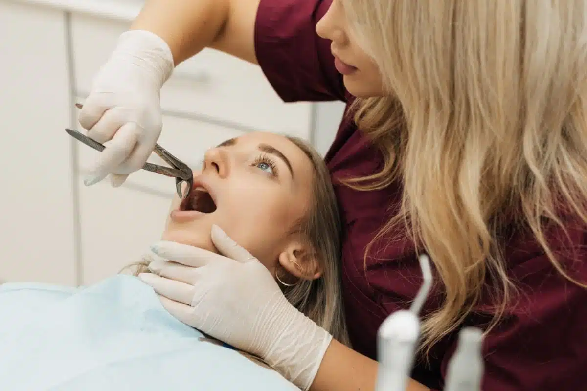 Stress-Free Tooth Extraction Preparation Loxahatchee